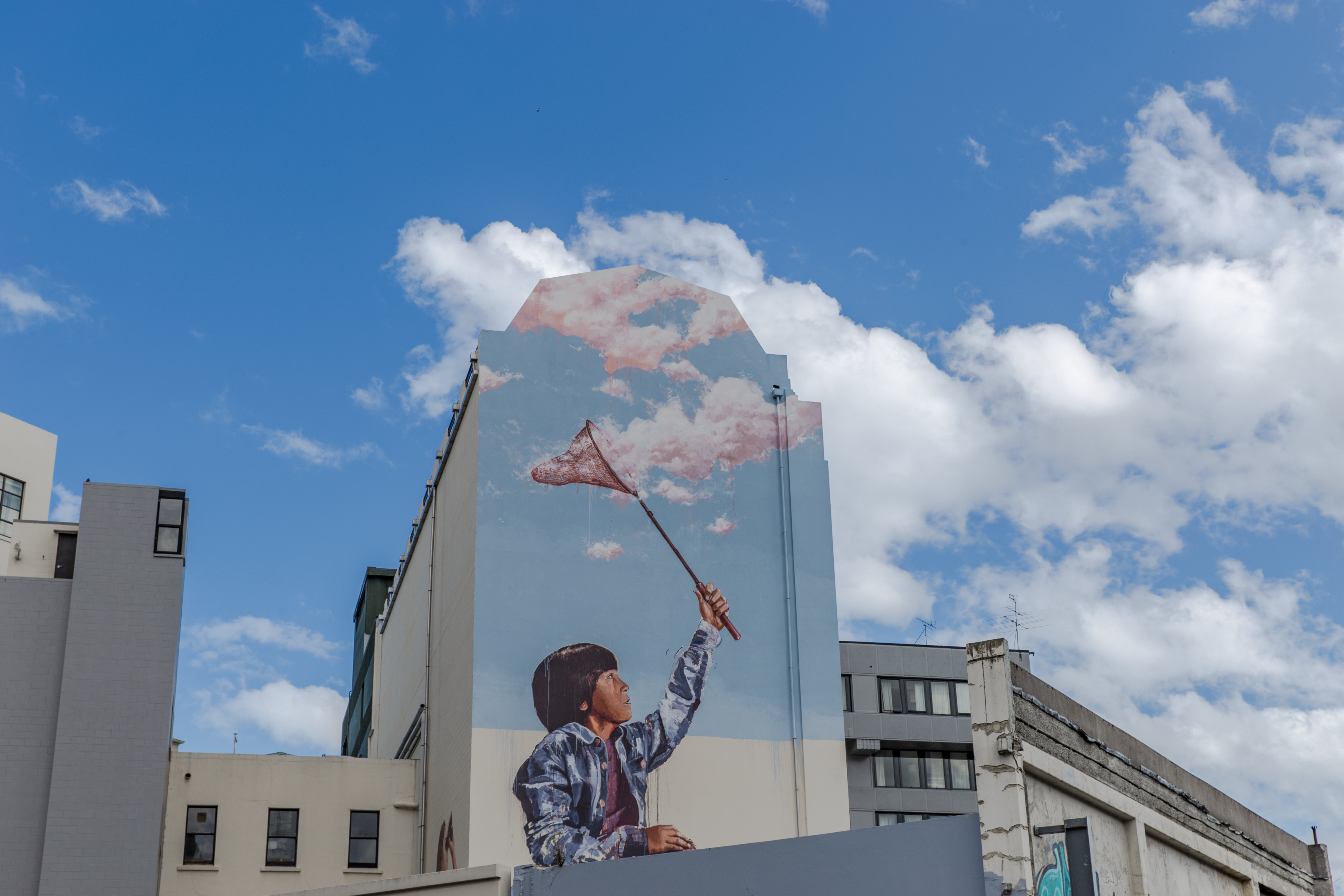 Chasing the Thin White Cloud, 149 Rattray Street